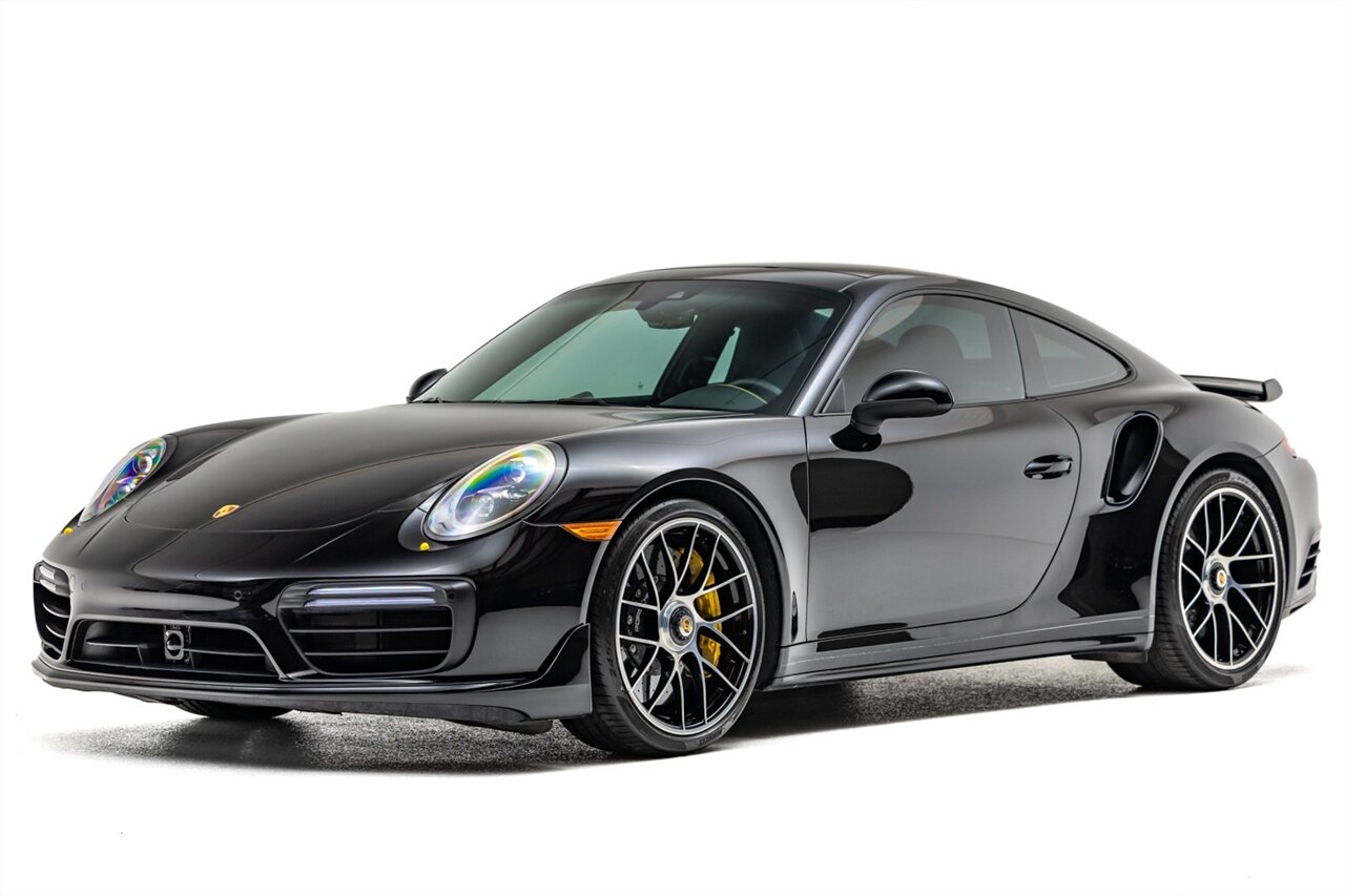 2017 Porsche 911 Turbo S   - Photo 1 - Springfield, MO 65802