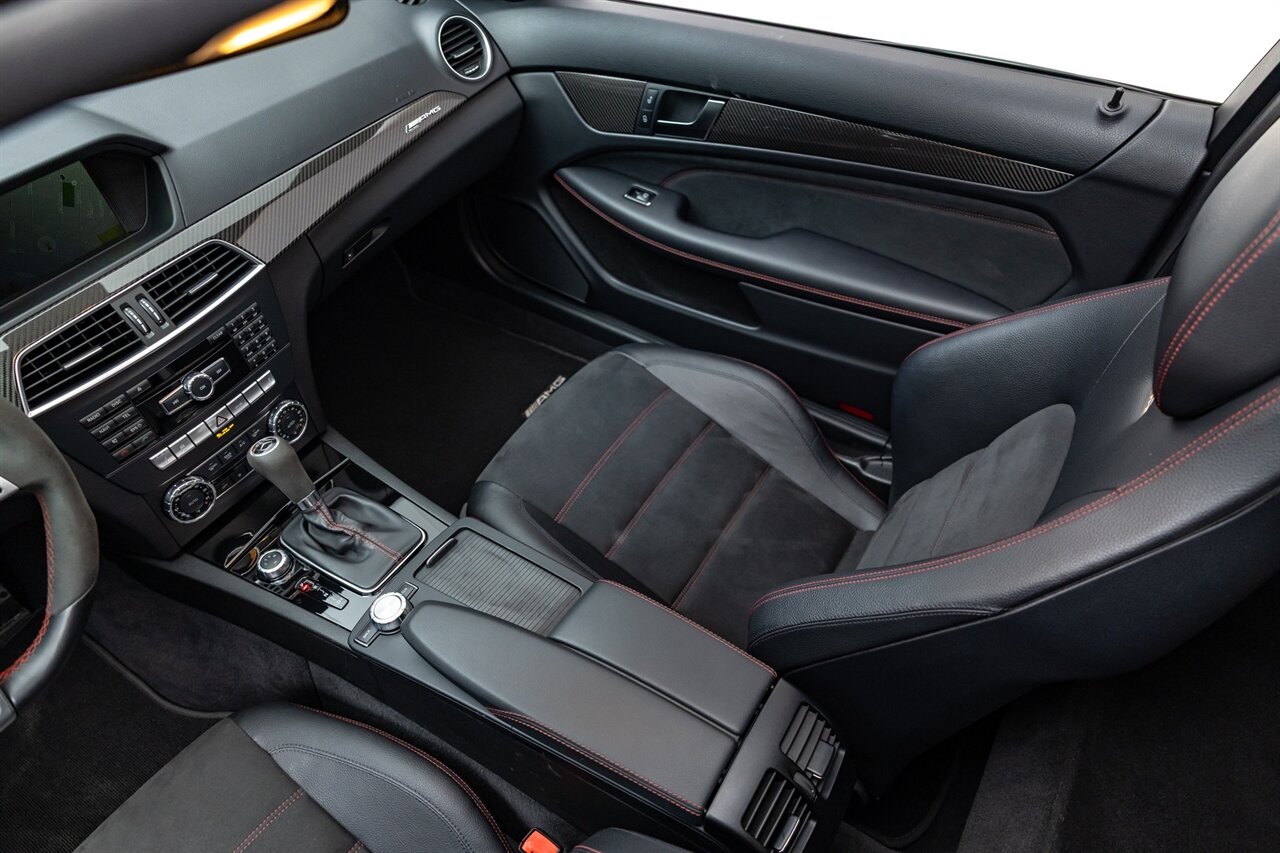 2012 Mercedes-Benz C 63 AMG   - Photo 52 - Springfield, MO 65802