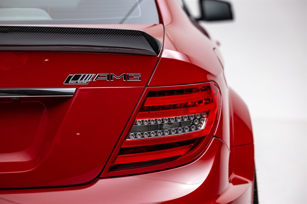 2012 Mercedes-Benz C 63 AMG   - Photo 137 - Springfield, MO 65802
