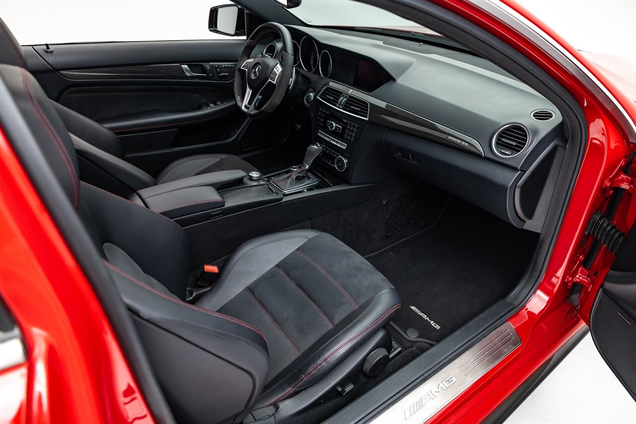 2012 Mercedes-Benz C 63 AMG   - Photo 91 - Springfield, MO 65802