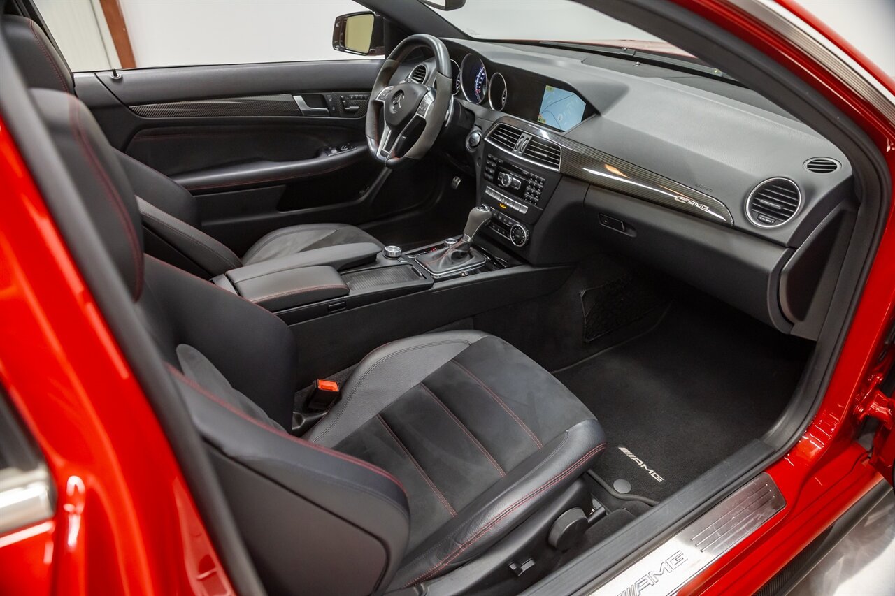 2012 Mercedes-Benz C 63 AMG - Photo 43 - Springfield, MO 65802
