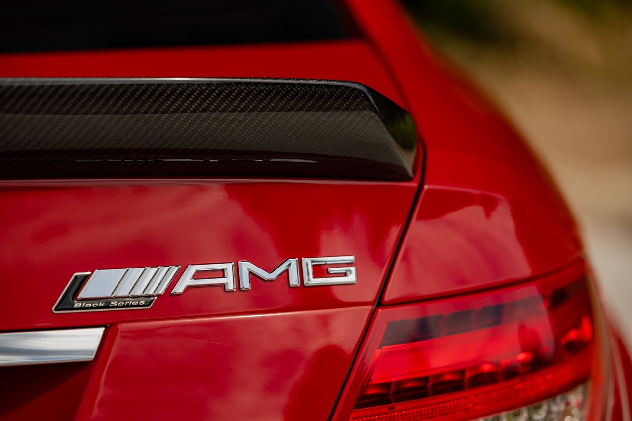2012 Mercedes-Benz C 63 AMG   - Photo 158 - Springfield, MO 65802