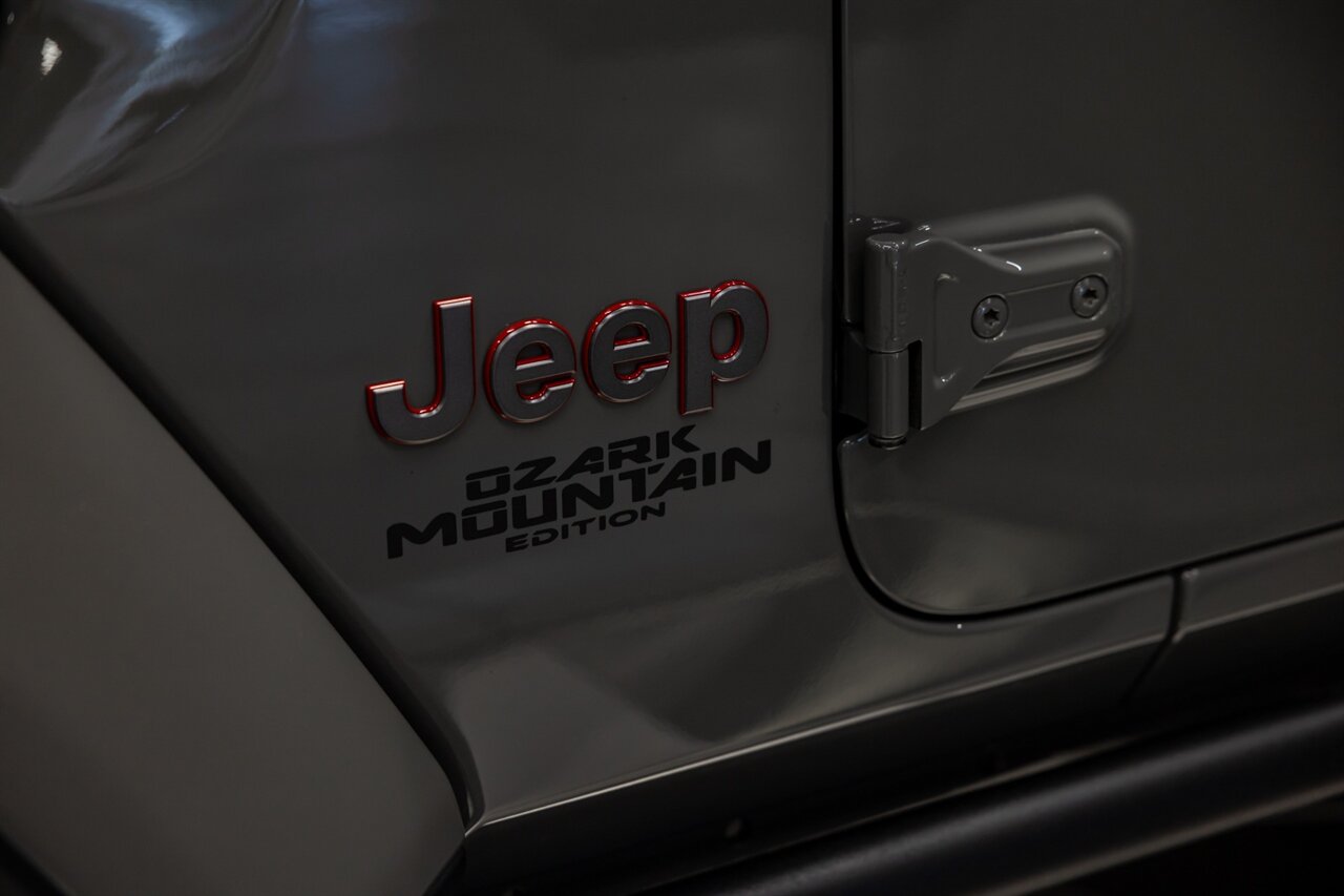 2020 Jeep Wrangler Unlimited Rubicon   - Photo 41 - Springfield, MO 65802