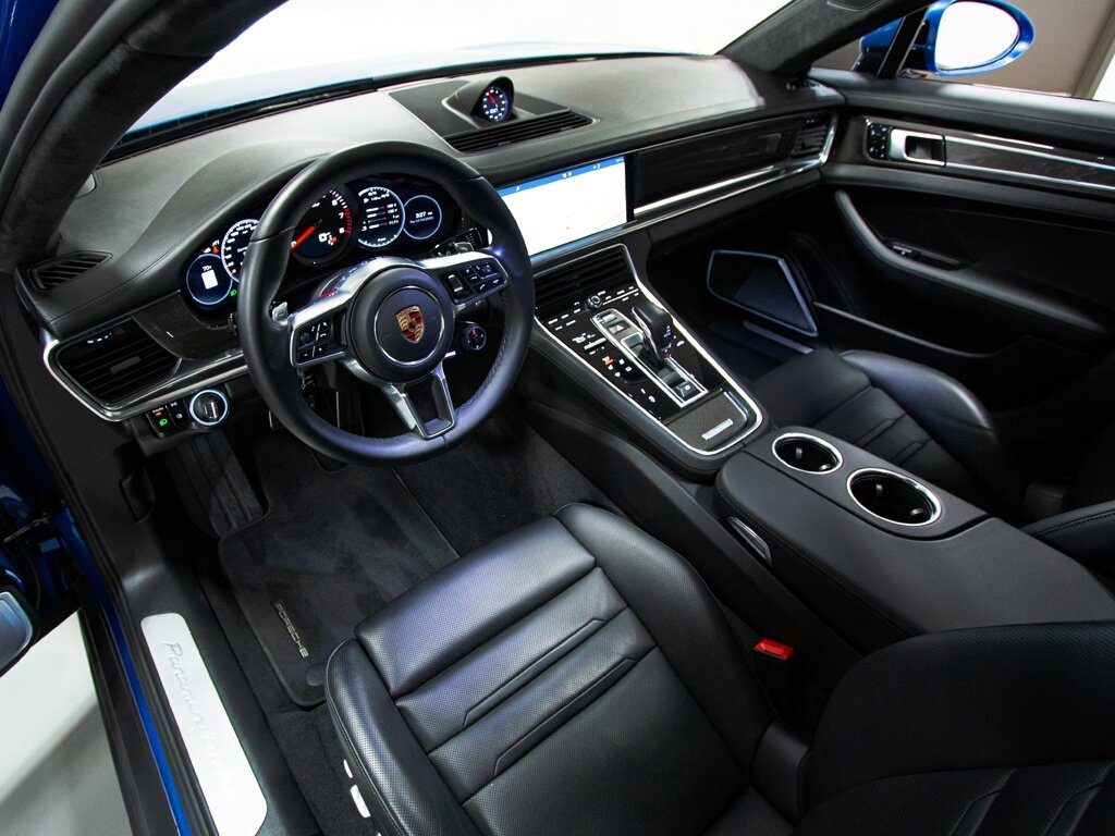 2017 Porsche Panamera Turbo   - Photo 2 - Springfield, MO 65802