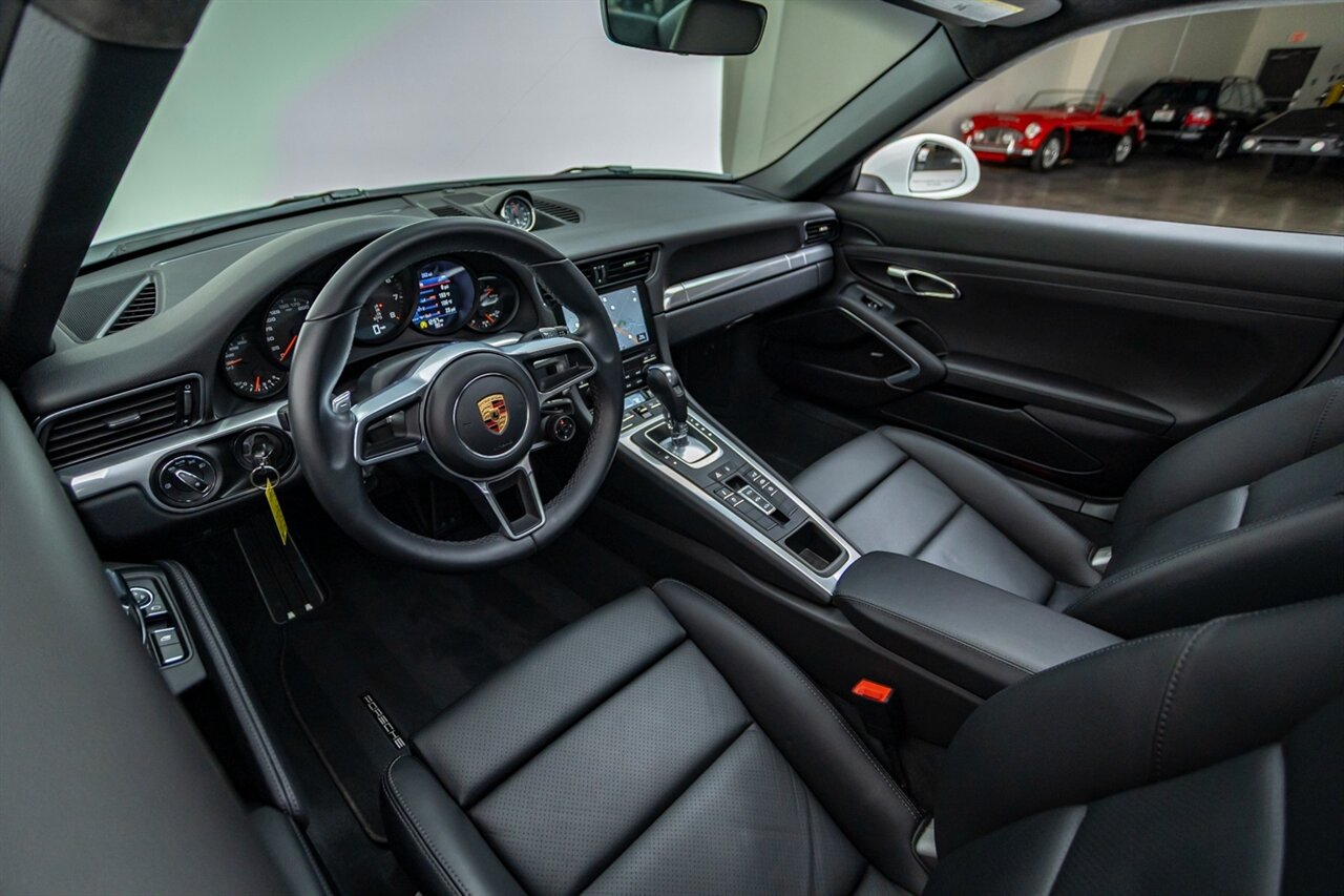 2017 Porsche 911 Carrera - Photo 33 - Springfield, MO 65802