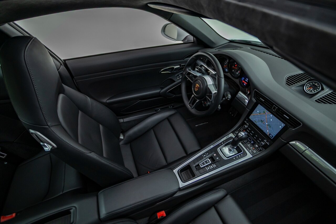2017 Porsche 911 Carrera - Photo 32 - Springfield, MO 65802