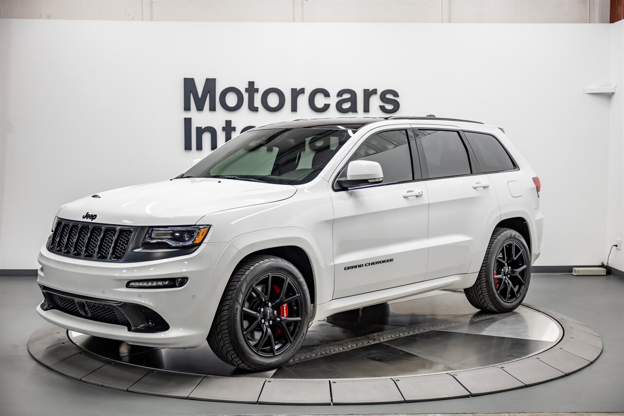 2016 Jeep Grand Cherokee SRT   - Photo 1 - Springfield, MO 65802