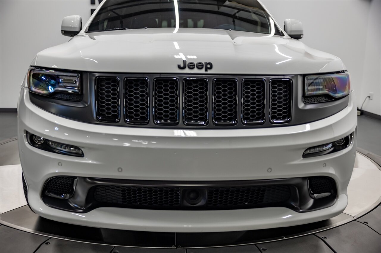 2016 Jeep Grand Cherokee SRT   - Photo 15 - Springfield, MO 65802