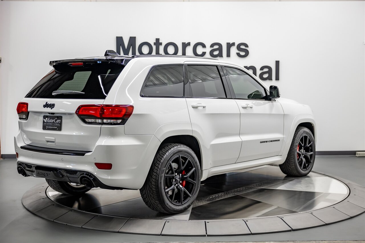 2016 Jeep Grand Cherokee SRT   - Photo 6 - Springfield, MO 65802