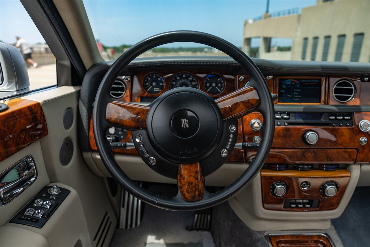 2009 Rolls-Royce Phantom   - Photo 57 - Springfield, MO 65802