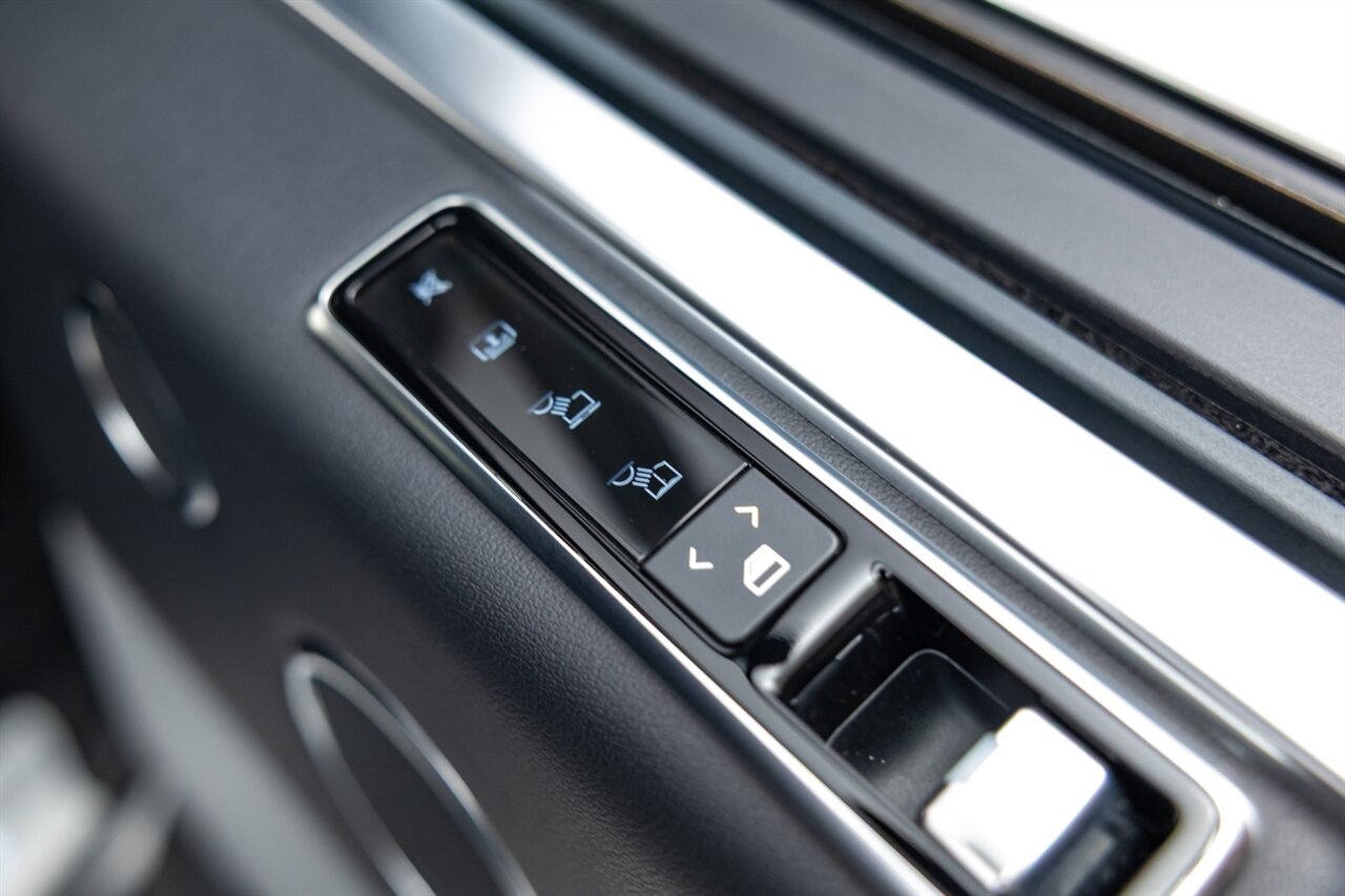 2018 Land Rover Range Rover Supercharged LWB   - Photo 54 - Springfield, MO 65802