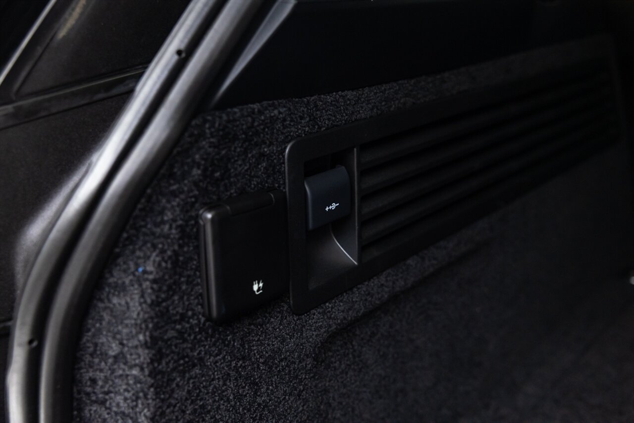 2018 Land Rover Range Rover Supercharged LWB   - Photo 60 - Springfield, MO 65802