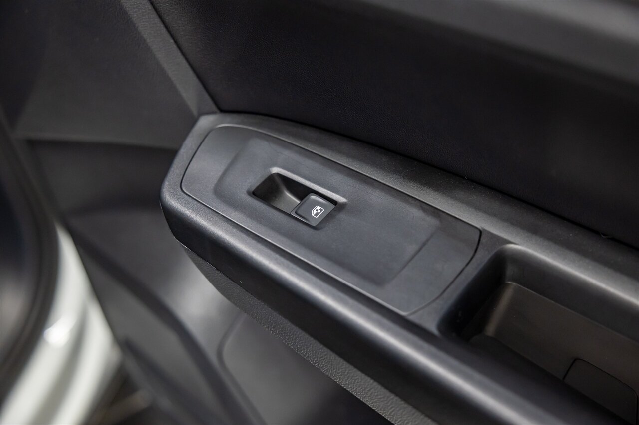 2020 Volkswagen Atlas Cross Sport SE 4Motion - Photo 50 - Springfield, MO 65802