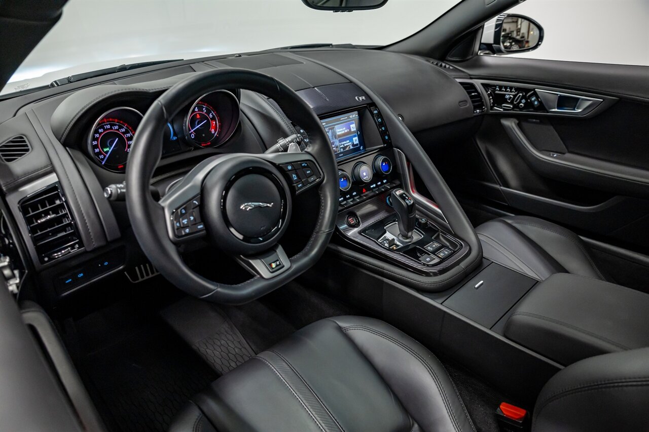 2016 Jaguar F-TYPE R   - Photo 23 - Springfield, MO 65802