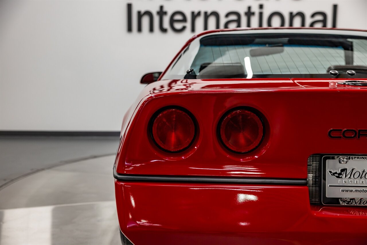 1984 Chevrolet Corvette   - Photo 27 - Springfield, MO 65802