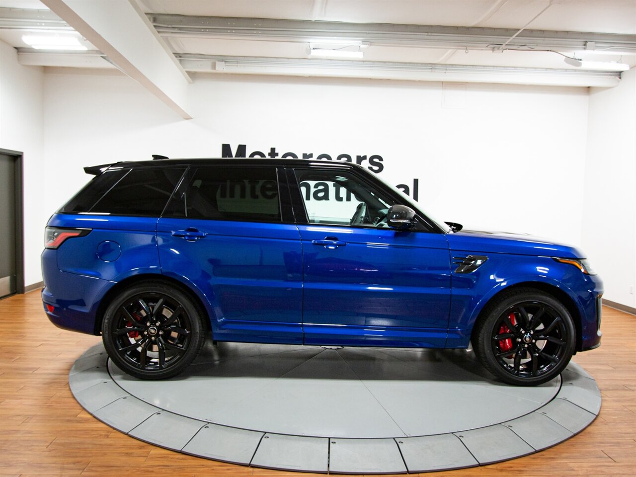 2021 Land Rover Range Rover Sport SVR  Carbon Edition - Photo 17 - Springfield, MO 65802