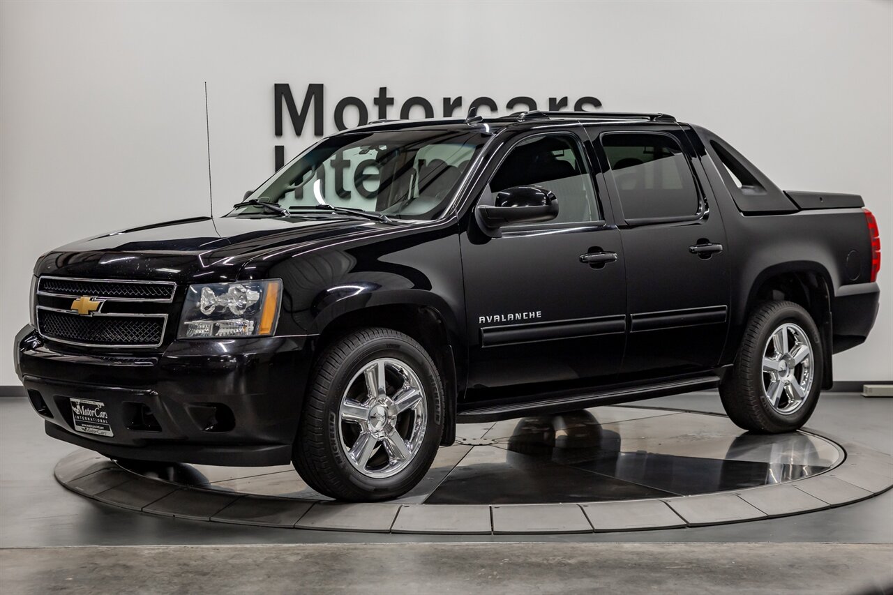 2012 Chevrolet Avalanche LS   - Photo 1 - Springfield, MO 65802