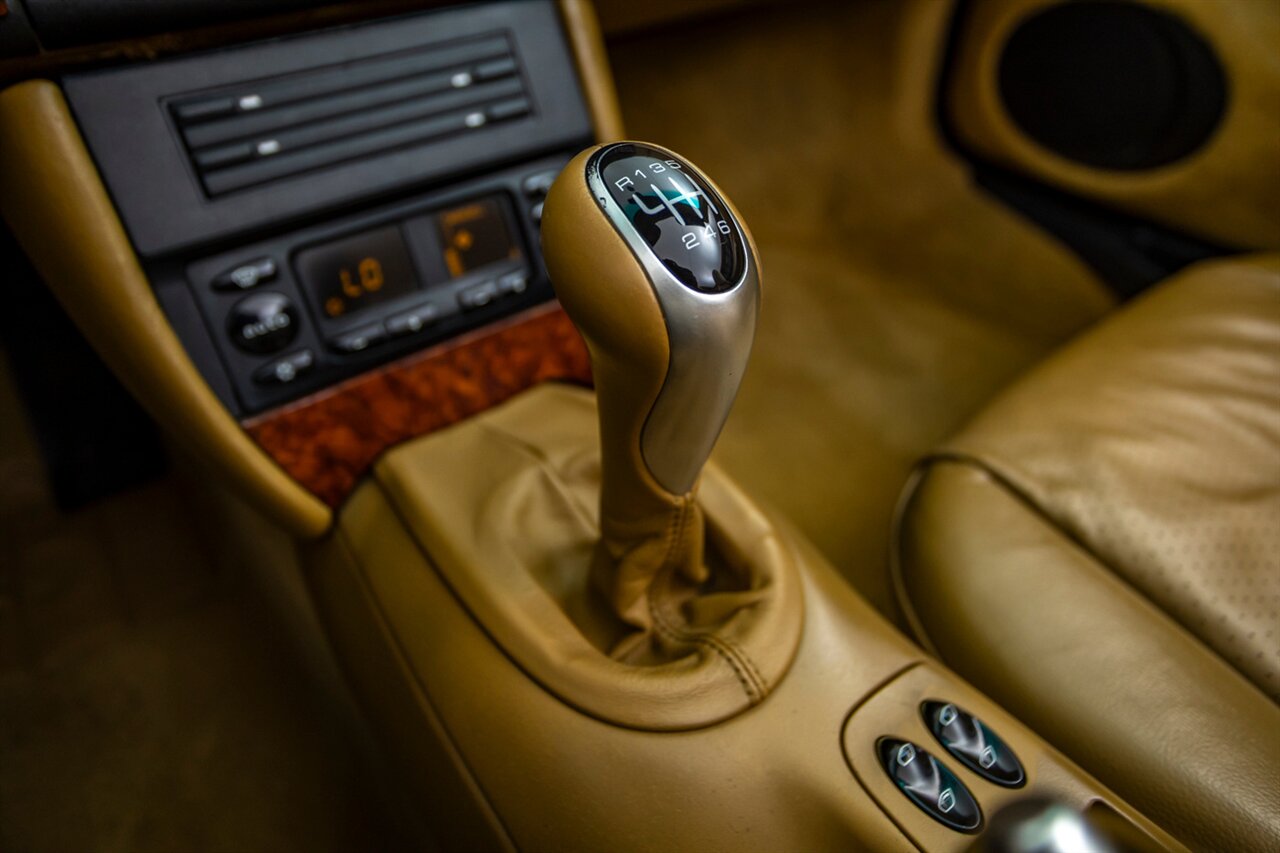 2001 Porsche 911 Carrera   - Photo 54 - Springfield, MO 65802