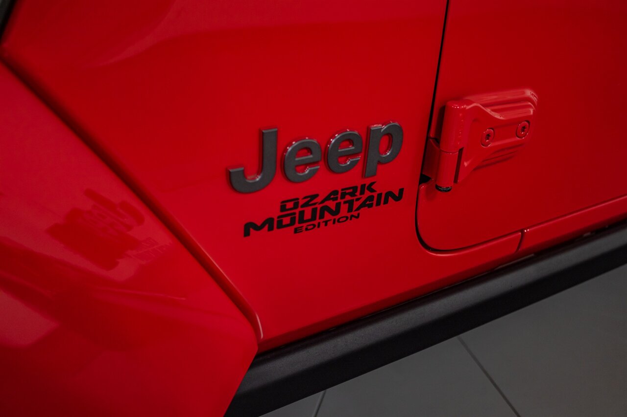 2021 Jeep Wrangler Unlimited Rubicon   - Photo 16 - Springfield, MO 65802