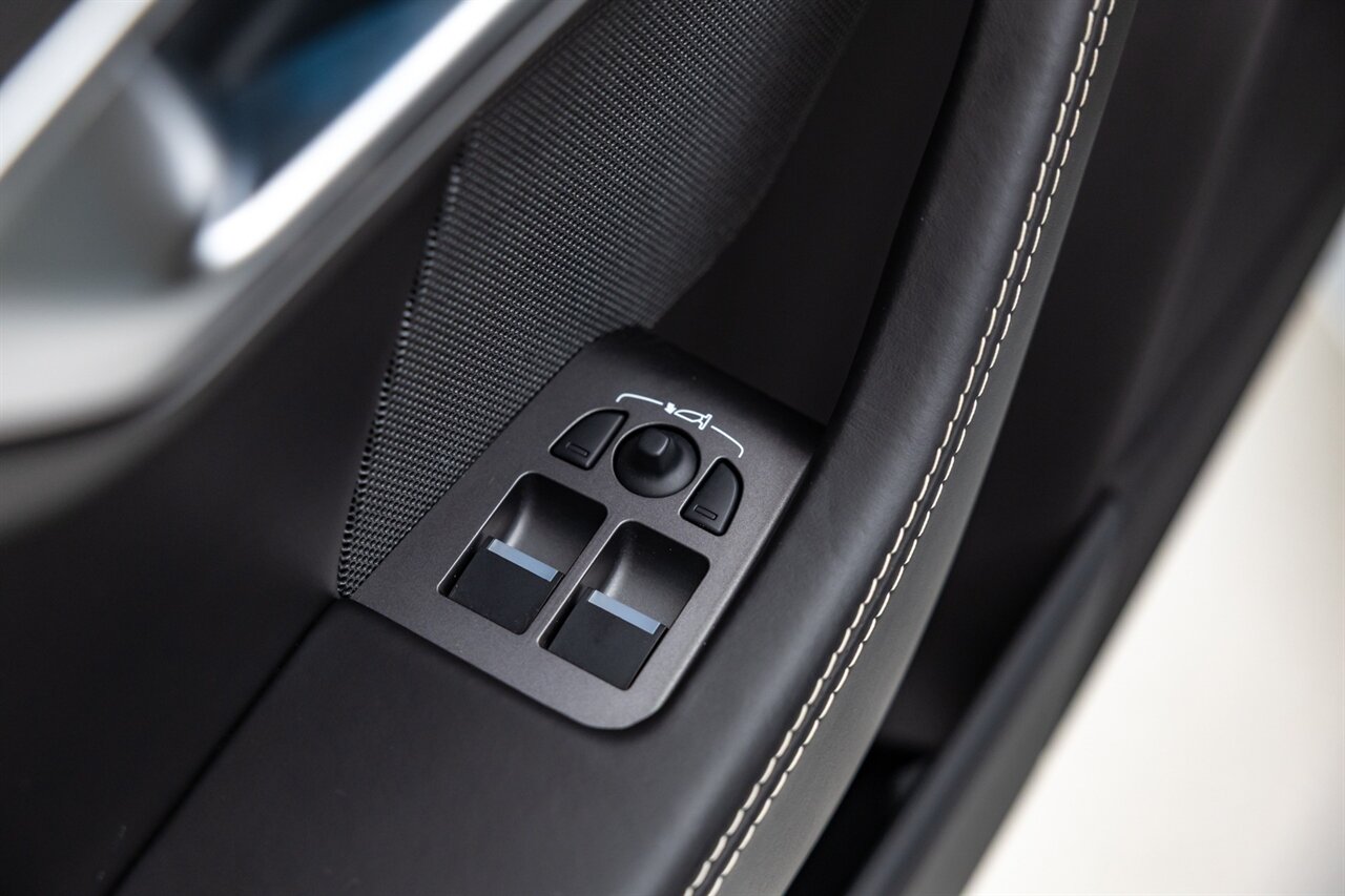 2016 Jaguar F-TYPE R   - Photo 31 - Springfield, MO 65802
