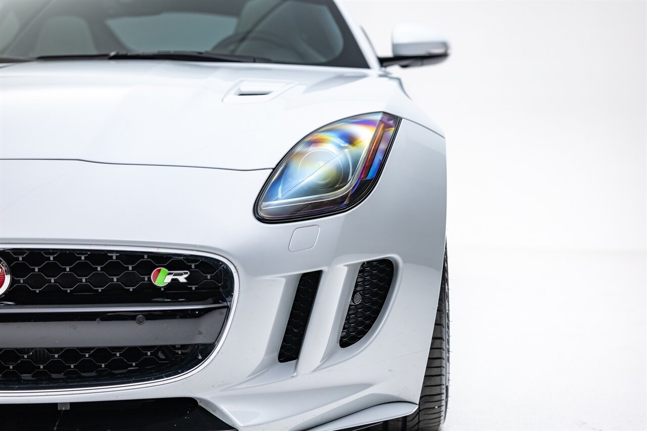 2016 Jaguar F-TYPE R   - Photo 8 - Springfield, MO 65802