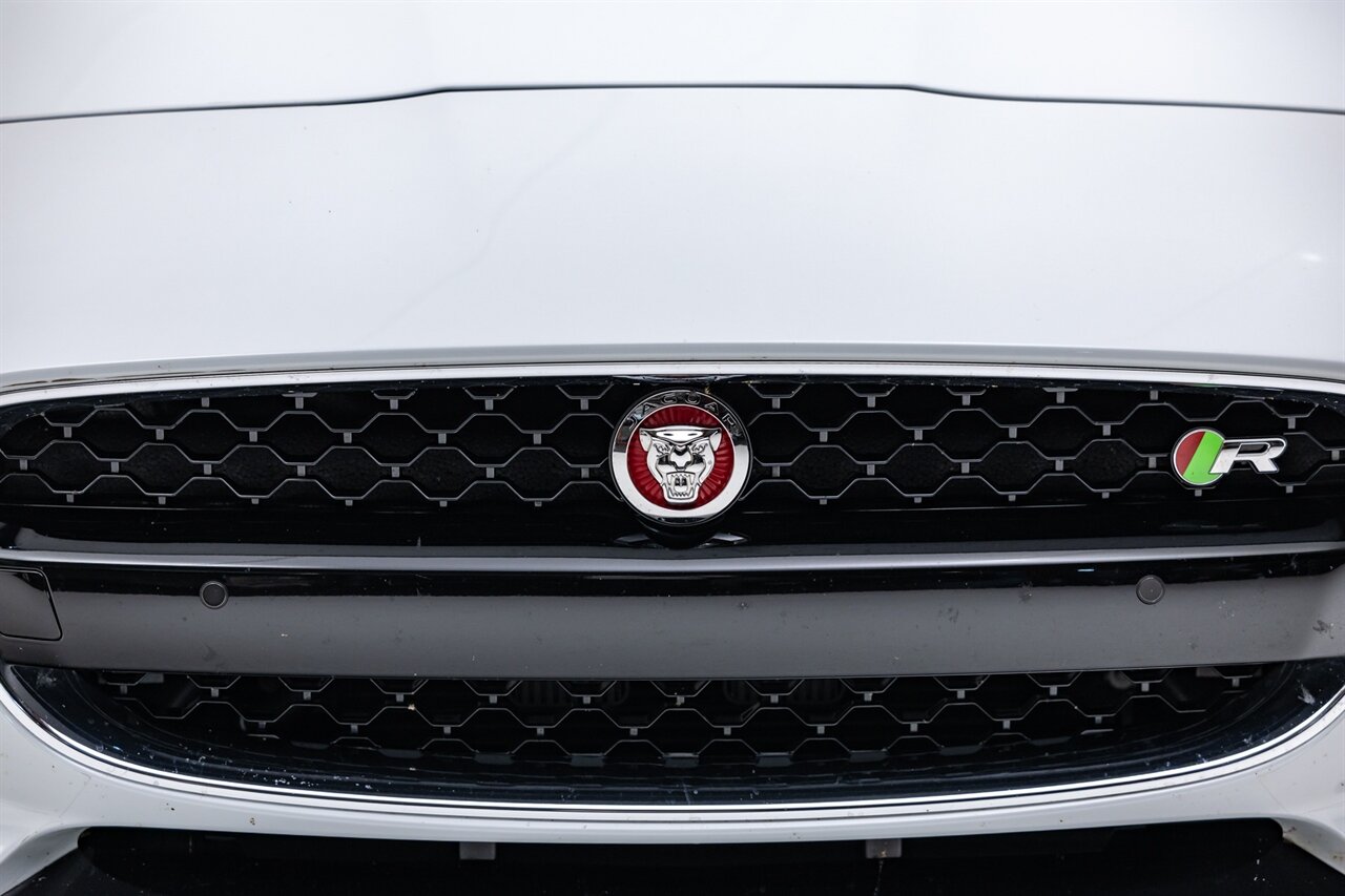 2016 Jaguar F-TYPE R   - Photo 7 - Springfield, MO 65802