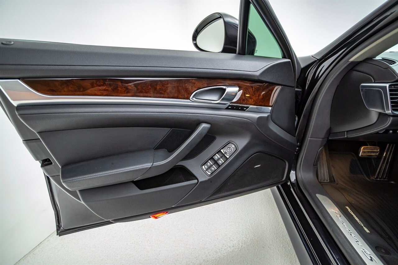 2010 Porsche Panamera 4S - Photo 51 - Springfield, MO 65802