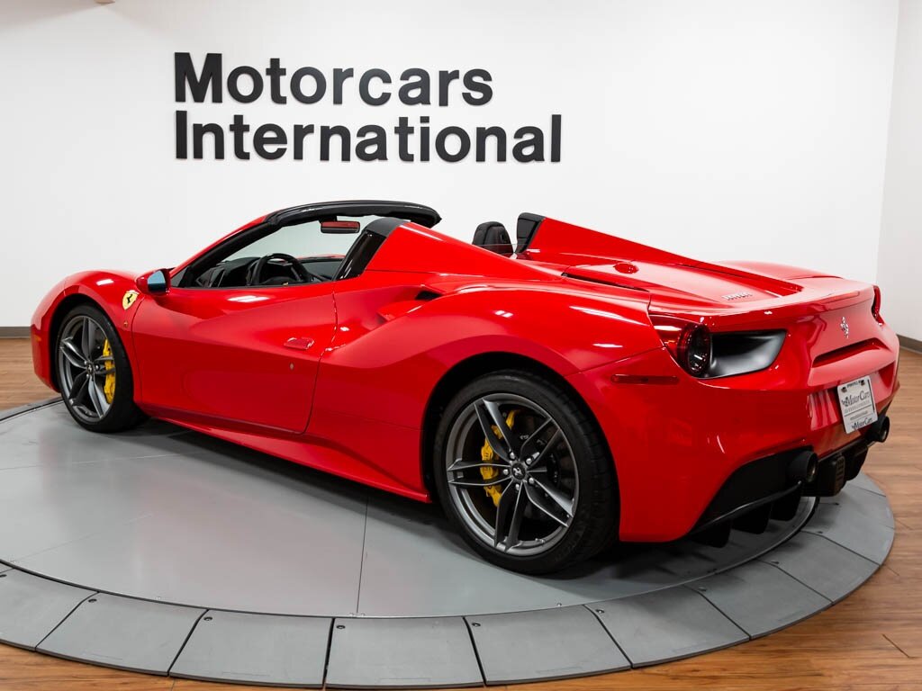 2017 Ferrari 488 Spider   - Photo 4 - Springfield, MO 65802