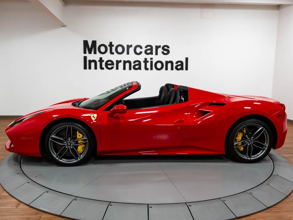 2017 Ferrari 488 Spider   - Photo 3 - Springfield, MO 65802