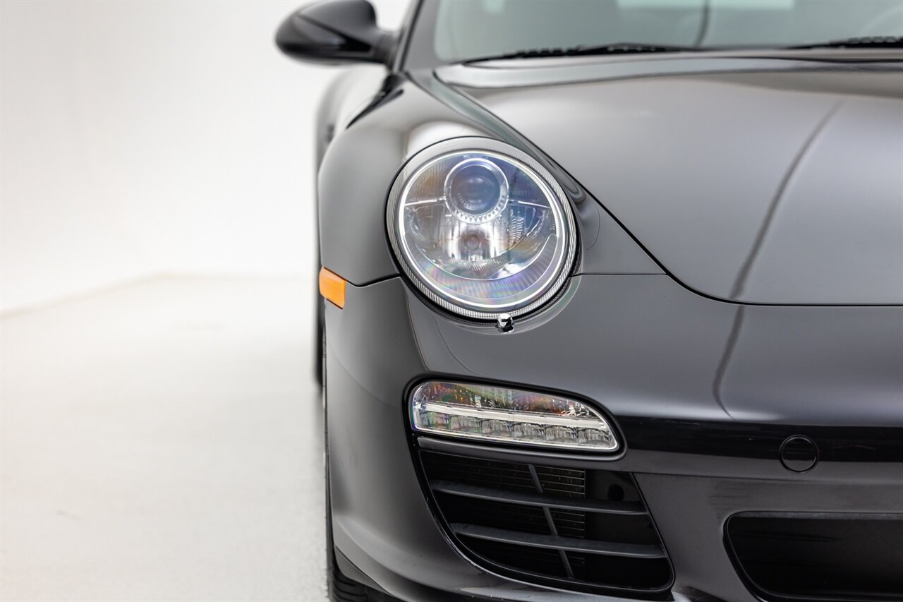 2011 Porsche 911 Carrera S - Photo 6 - Springfield, MO 65802