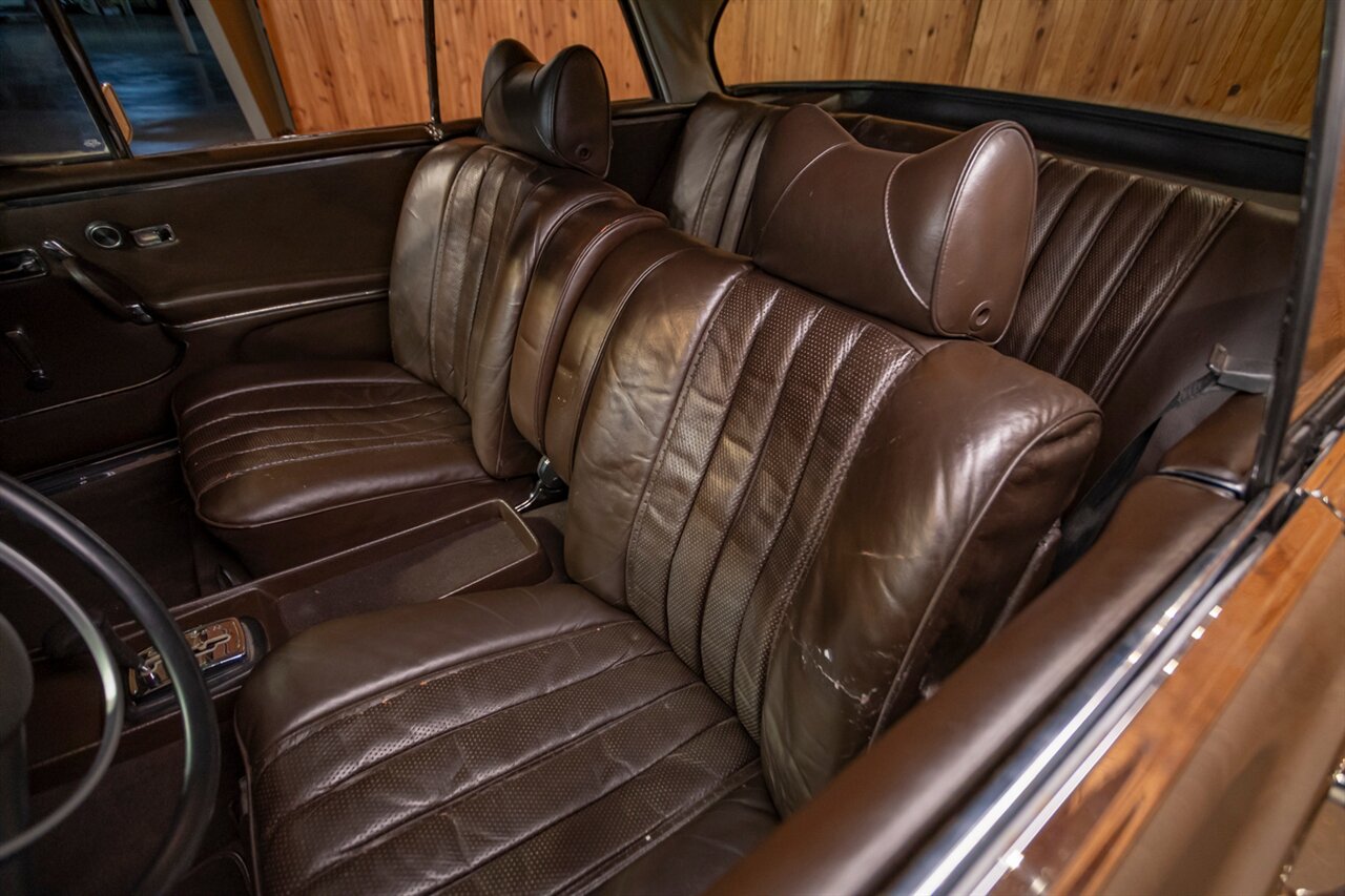 1971 Mercedes-Benz 280SE 3.5 - Photo 2 - Springfield, MO 65802