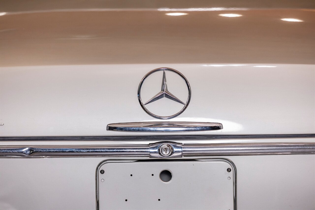 1971 Mercedes-Benz 280SE 3.5 - Photo 40 - Springfield, MO 65802