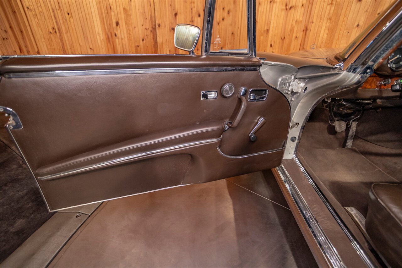 1971 Mercedes-Benz 280SE 3.5 - Photo 55 - Springfield, MO 65802