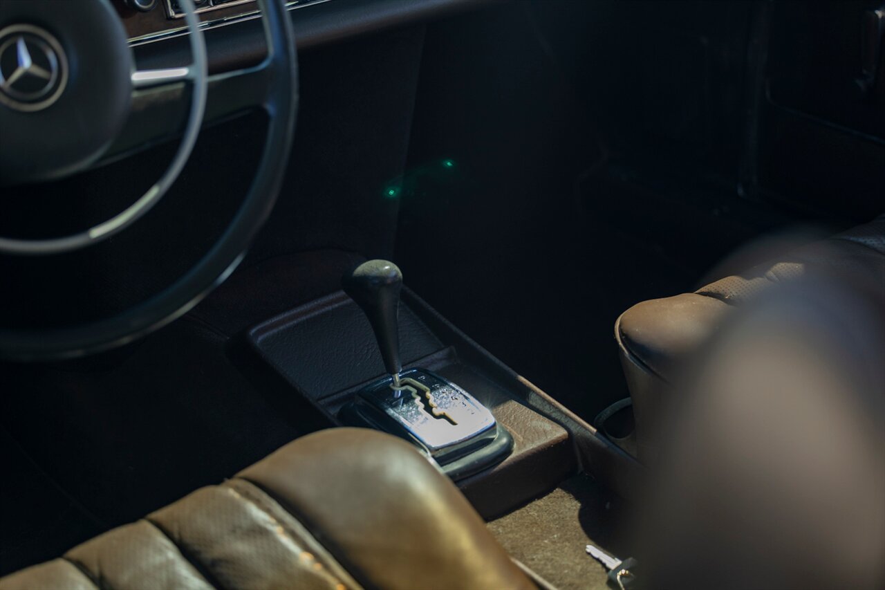 1971 Mercedes-Benz 280SE 3.5 - Photo 10 - Springfield, MO 65802