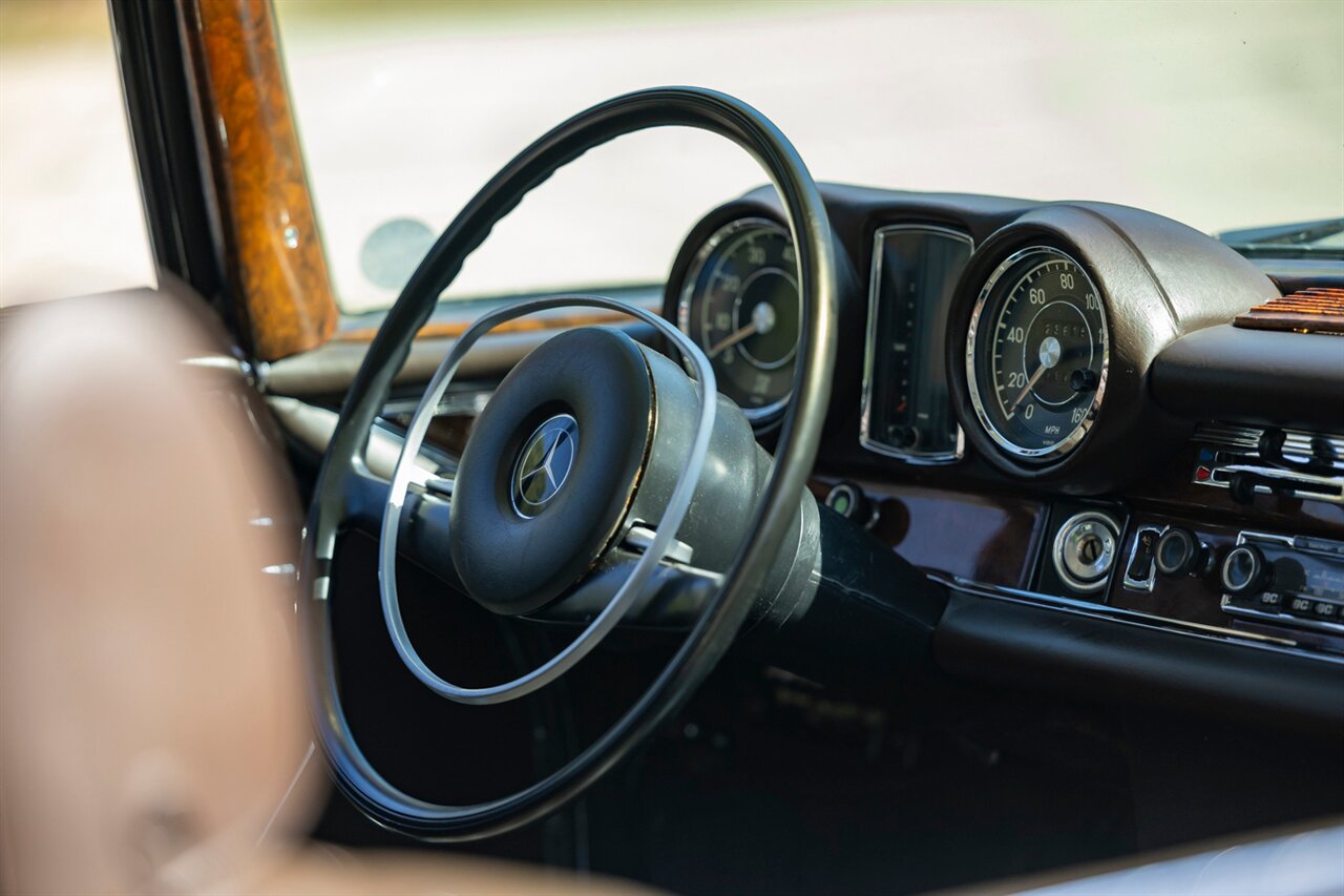 1971 Mercedes-Benz 280SE 3.5 - Photo 12 - Springfield, MO 65802