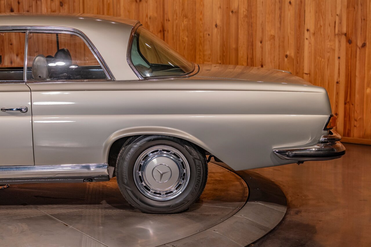 1971 Mercedes-Benz 280SE 3.5 - Photo 35 - Springfield, MO 65802