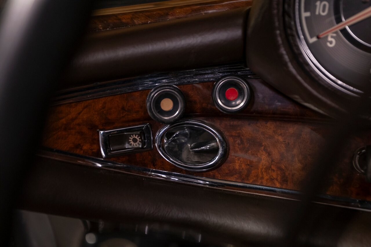 1971 Mercedes-Benz 280SE 3.5 - Photo 67 - Springfield, MO 65802