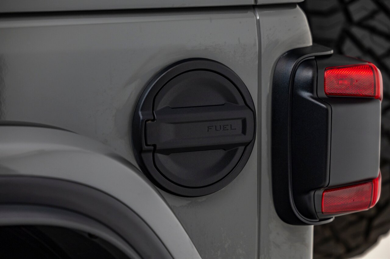 2022 Jeep Wrangler Unlimited Rubicon 392   - Photo 21 - Springfield, MO 65802