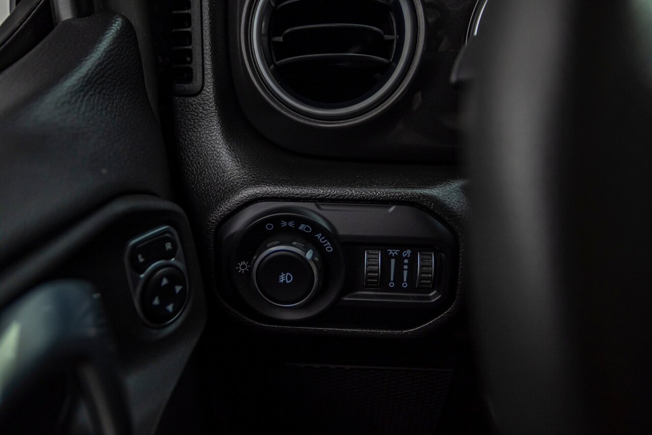 2022 Jeep Wrangler Unlimited Rubicon 392   - Photo 63 - Springfield, MO 65802