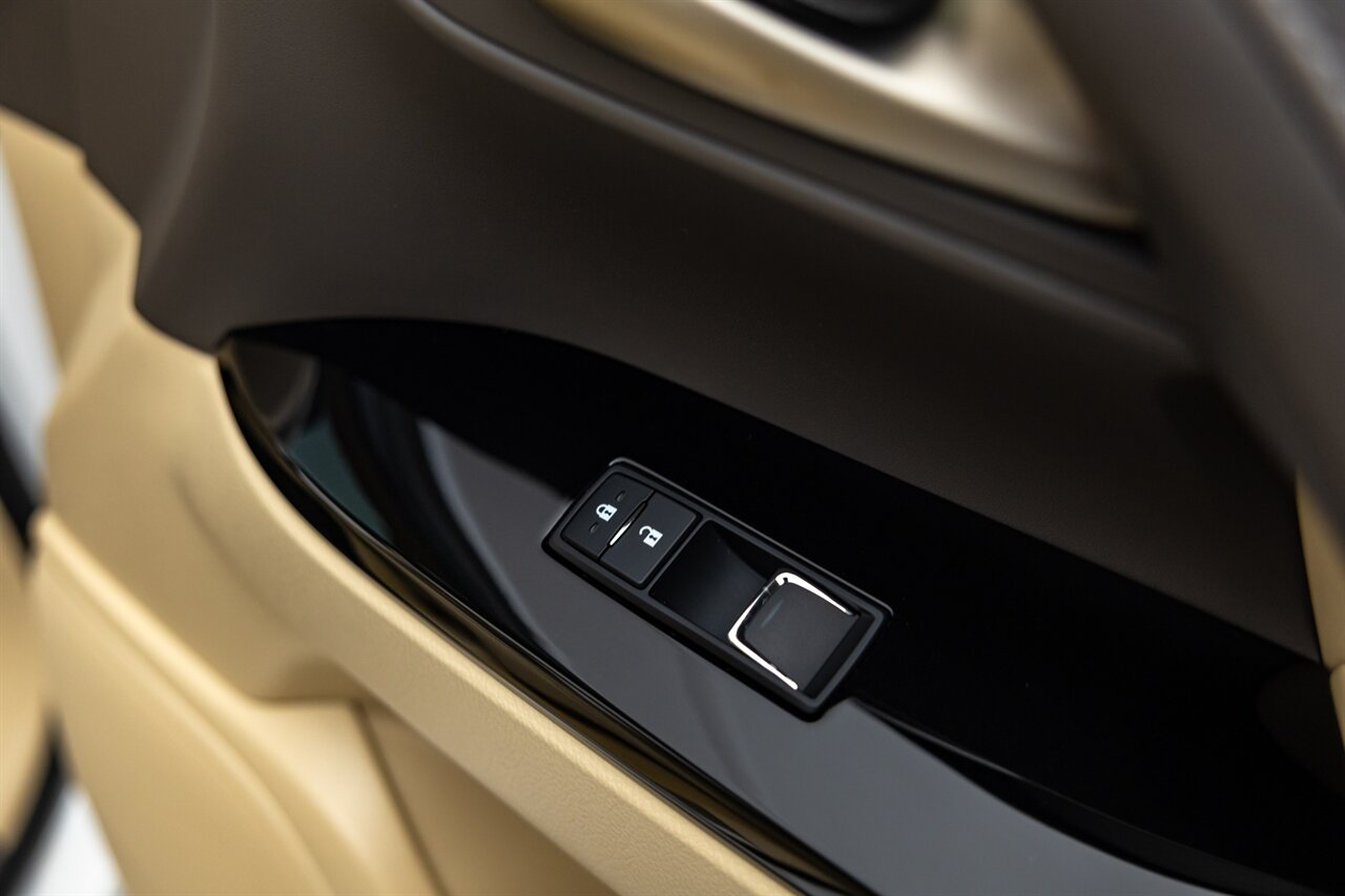 2021 Lexus LX 570 Two-Row   - Photo 32 - Springfield, MO 65802