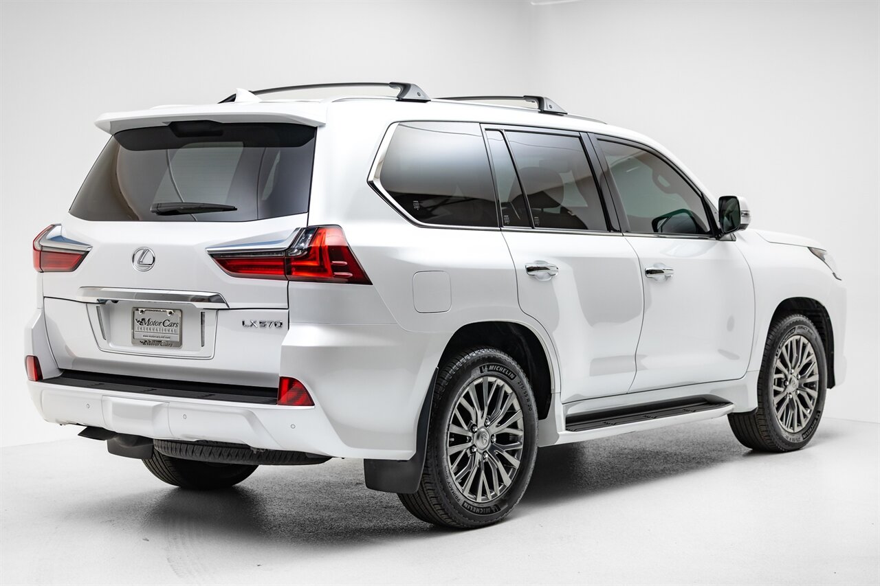 2021 Lexus LX 570 Two-Row   - Photo 20 - Springfield, MO 65802