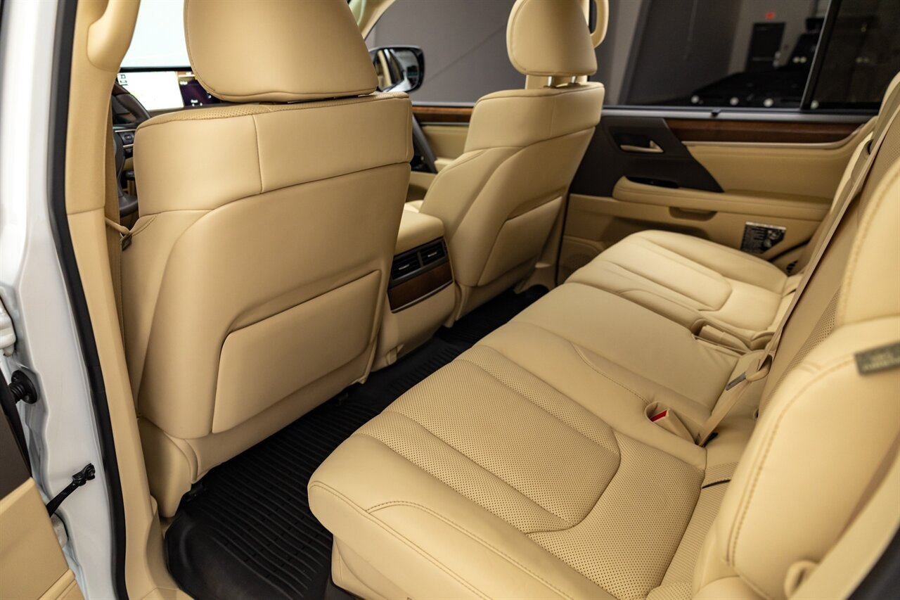 2021 Lexus LX 570 Two-Row   - Photo 49 - Springfield, MO 65802