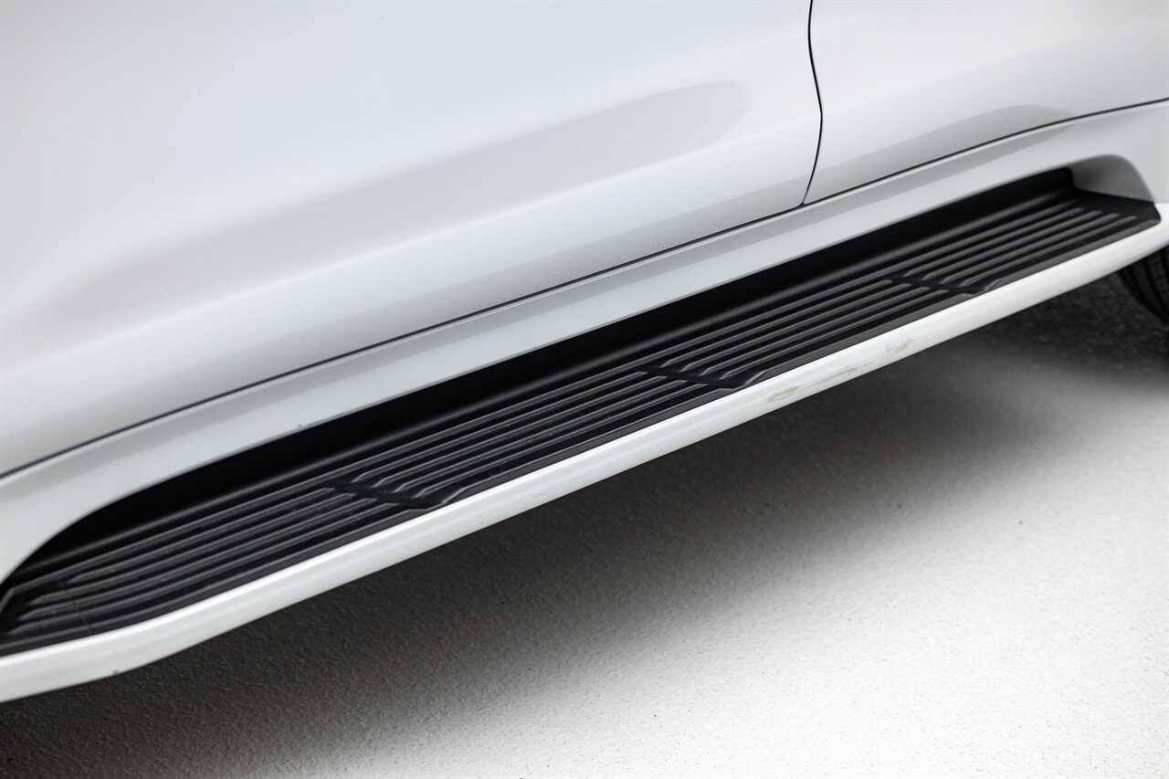 2021 Lexus LX 570 Two-Row   - Photo 13 - Springfield, MO 65802