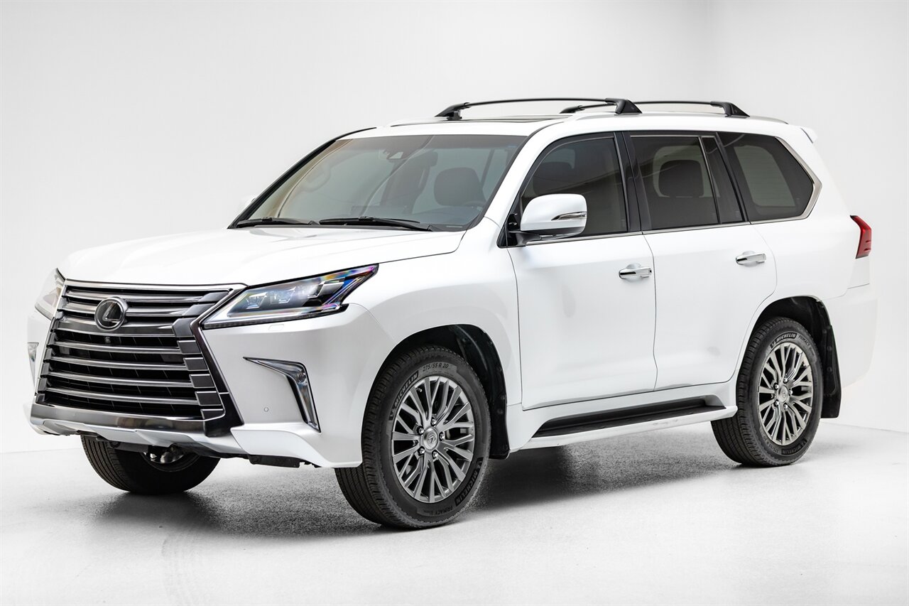 2021 Lexus LX 570 Two-Row   - Photo 1 - Springfield, MO 65802