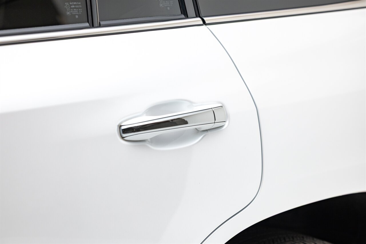 2021 Lexus LX 570 Two-Row   - Photo 14 - Springfield, MO 65802