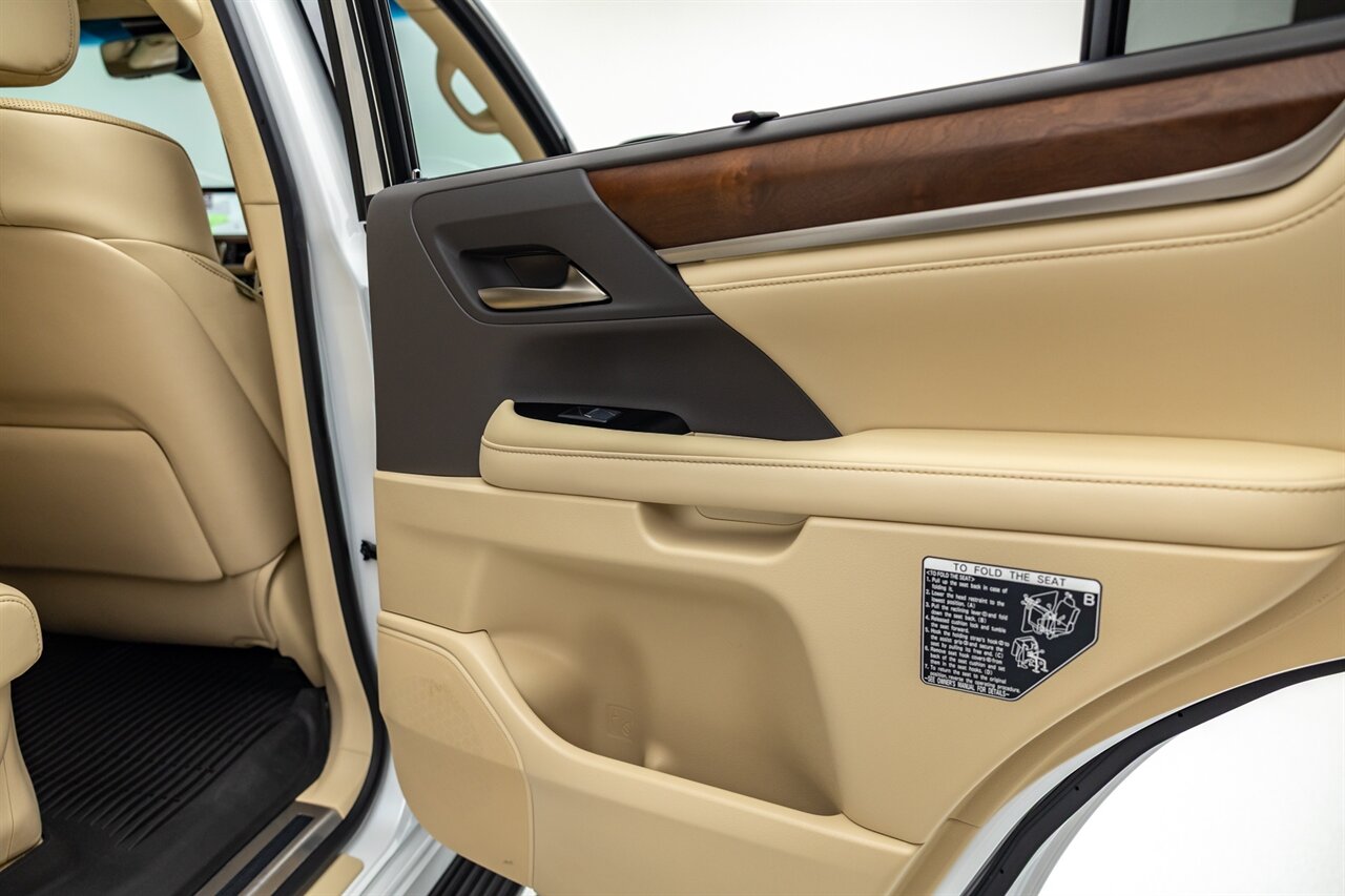 2021 Lexus LX 570 Two-Row   - Photo 37 - Springfield, MO 65802