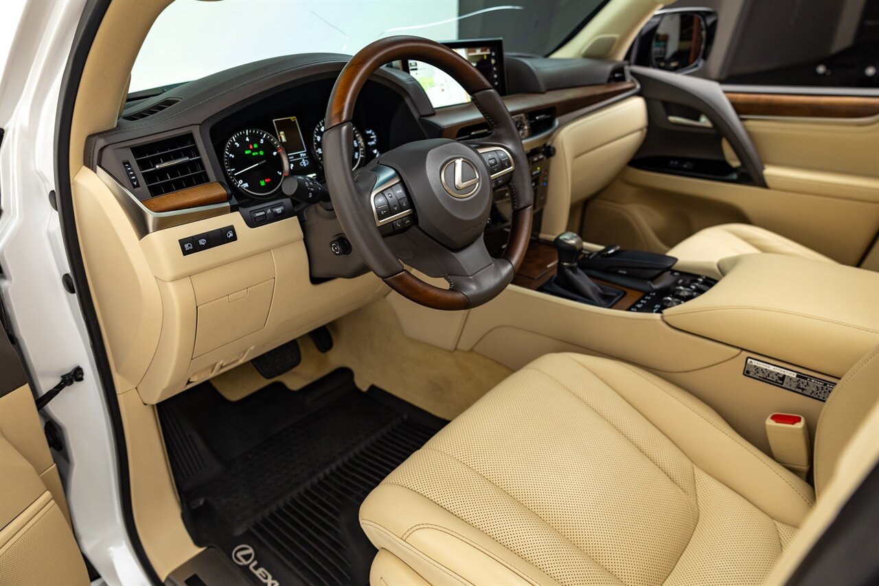 2021 Lexus LX 570 Two-Row   - Photo 42 - Springfield, MO 65802