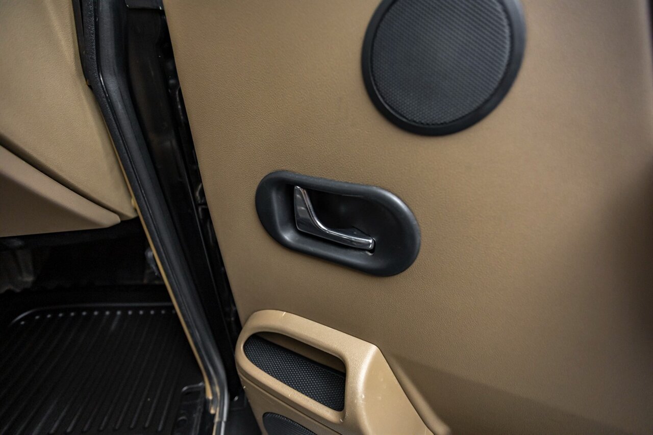 2002 Land Rover Discovery Series II SE   - Photo 59 - Springfield, MO 65802