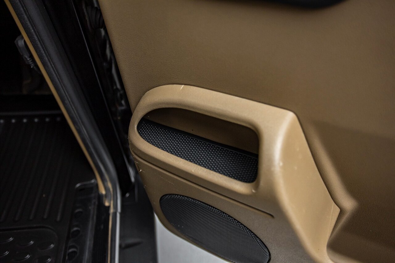 2002 Land Rover Discovery Series II SE   - Photo 60 - Springfield, MO 65802