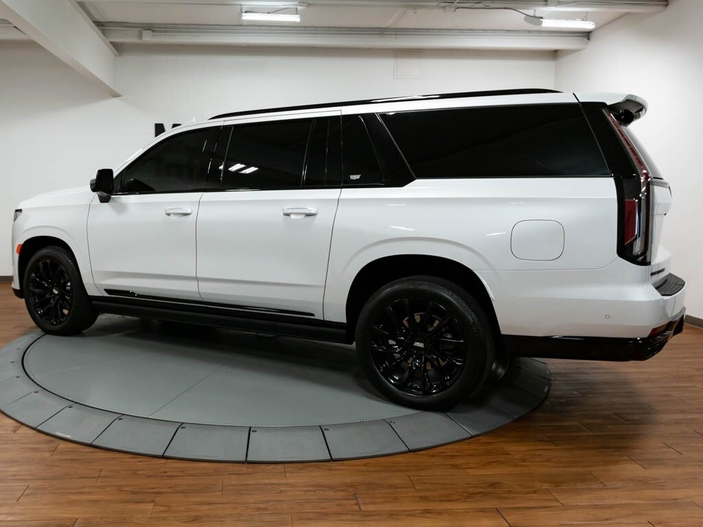 2021 Cadillac Escalade ESV Sport   - Photo 4 - Springfield, MO 65802